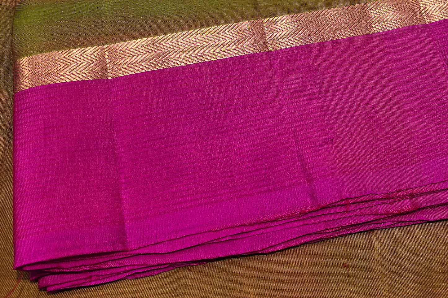 A Silk Weave Nine And A Half Yards Silk Saree PSAC0901265