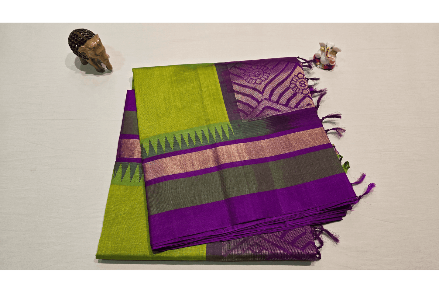 Green Silk Cotton Sarees by Shreenivas Silks PSSR014409