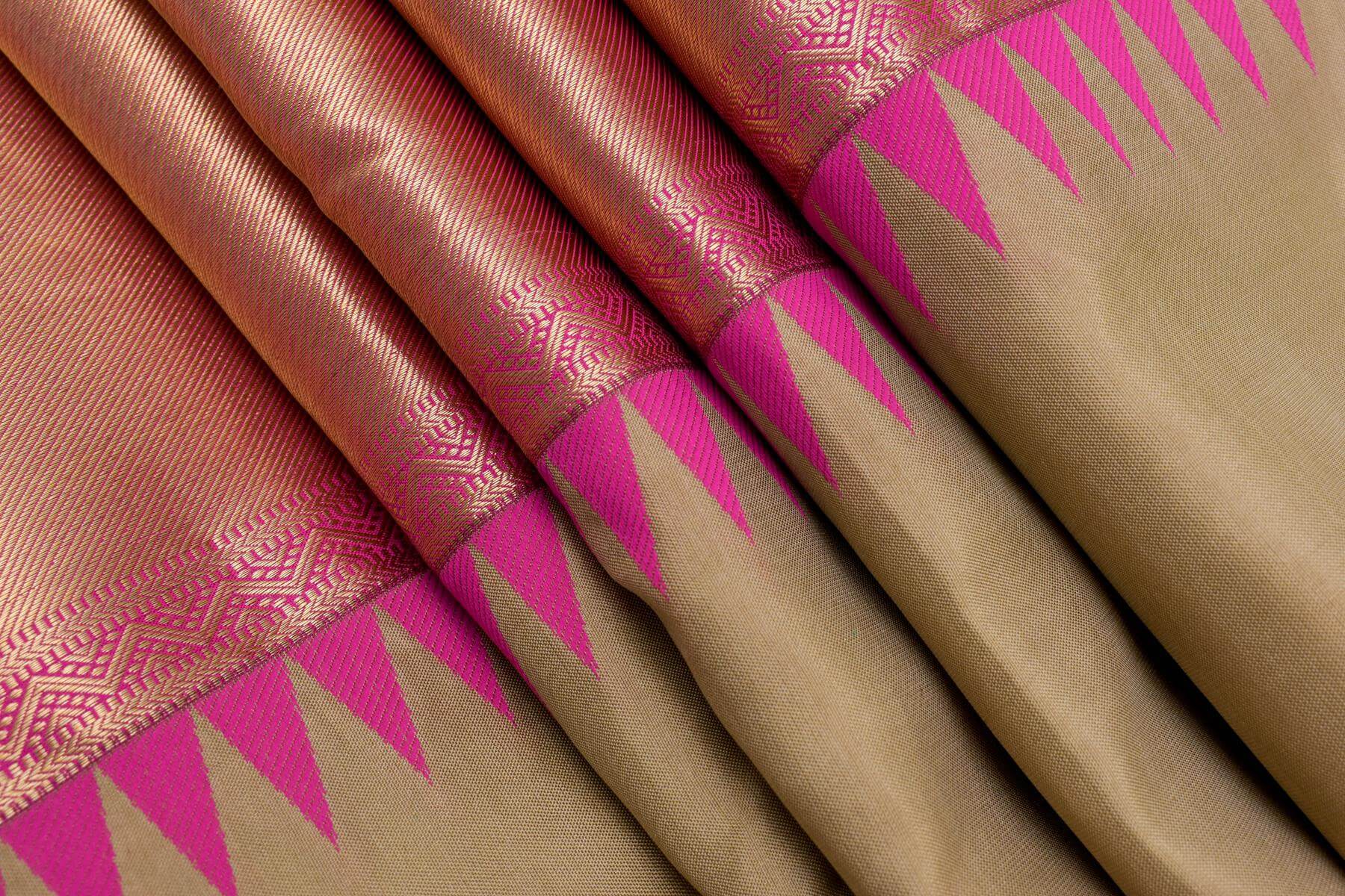 Light Weight Kanjivaram Silk Saree by Shreenivas Silks PSSR014567