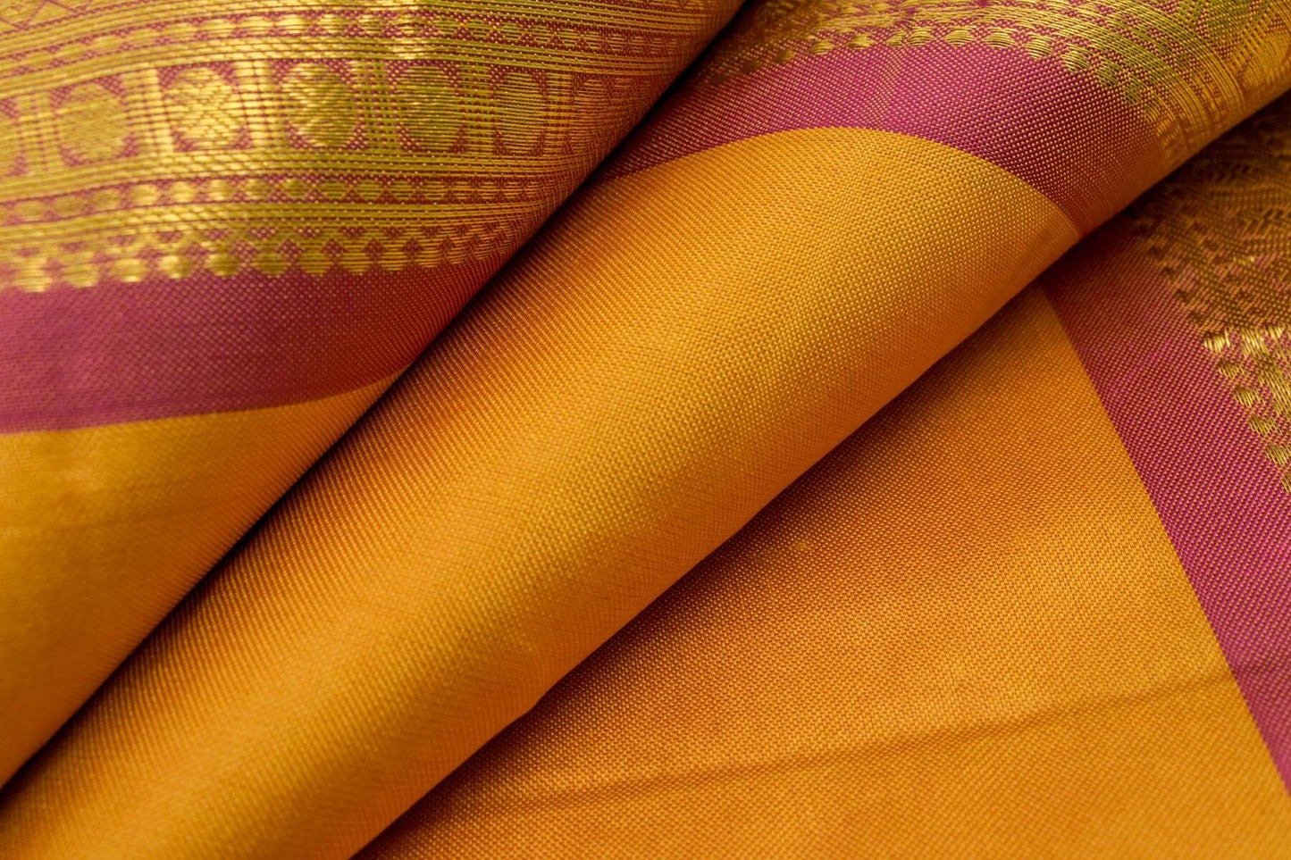 Light Weight Kanjivaram Silk Saree by Shreenivas Silks PSSR014568