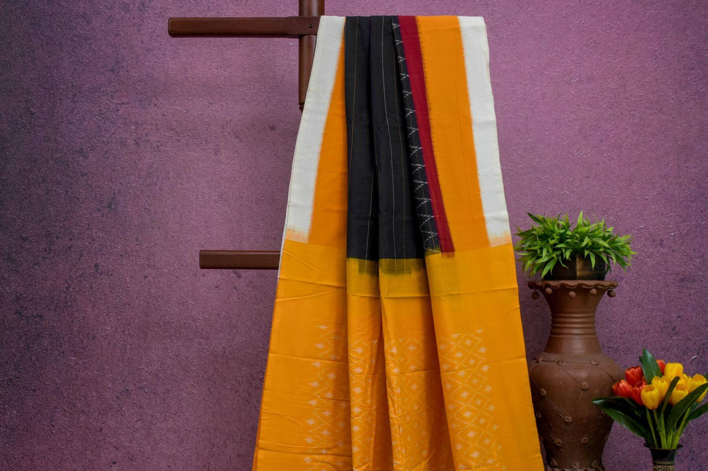 Black Pochampally Cotton Saree by Kalakriti Weaves PSKL340019