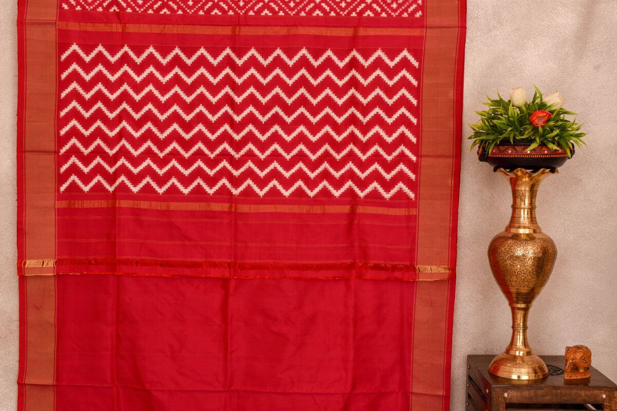 Pochampally Ikat silk saree PSIF060070